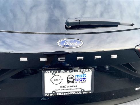 Used 2025 Ford Escape ST-Line Select AWD/4WD image 30