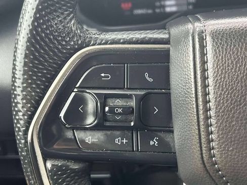 Certified 2025 Toyota Tundra Limited AWD/4WD image 25