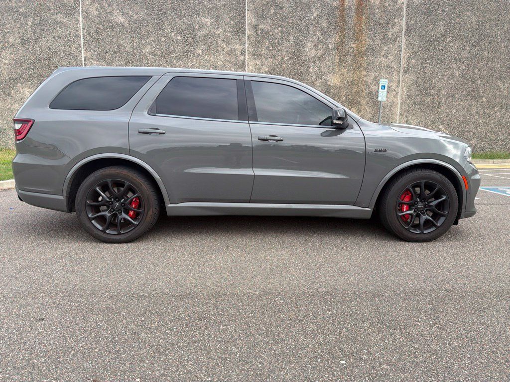 Used 2022 Dodge Durango SRT w/ Technology Group AWD/4WD image 8