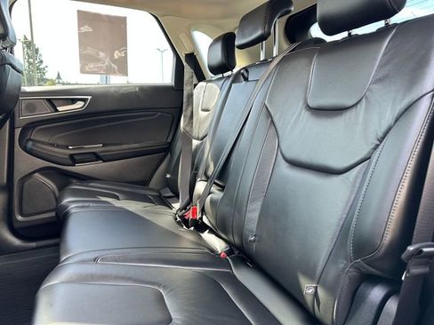 Used 2020 Ford Edge Titanium w/ Class II Trailer Tow Package AWD/4WD image 20