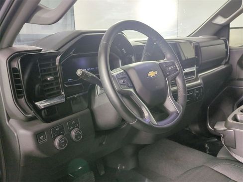 Certified 2024 Chevrolet Silverado 1500 LT image 10