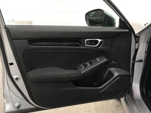 Used 2022 Honda Civic EX image 7