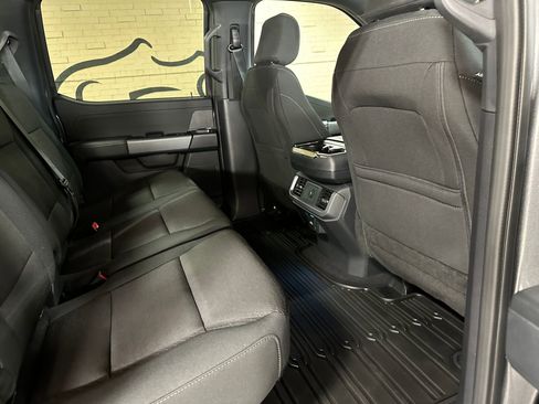 Used 2025 Ford F150 XLT w/ Equipment Group 301A Standard AWD/4WD image 18
