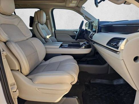 Used 2019 Lincoln Navigator Reserve w/ Cargo Package image 25