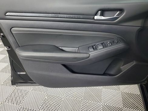 Used 2020 Nissan Altima 2.5 S FWD image 16