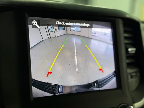 Used 2021 RAM 1500 Big Horn image 26