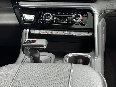 Used 2023 GMC Sierra 1500 Denali image 15