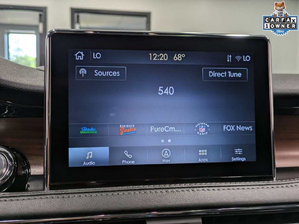 Certified 2022 Lincoln Corsair Reserve w/ Luxury Package AWD/4WD image 16
