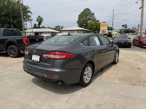 Used 2020 Ford Fusion S FWD image 5