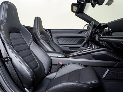 New 2026 Porsche 911 Carrera GTS image 17