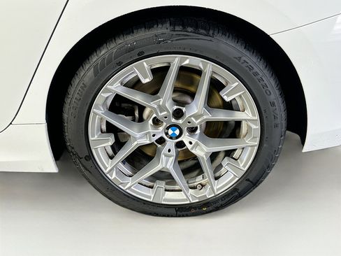 Used 2025 BMW 330i Sedan image 11