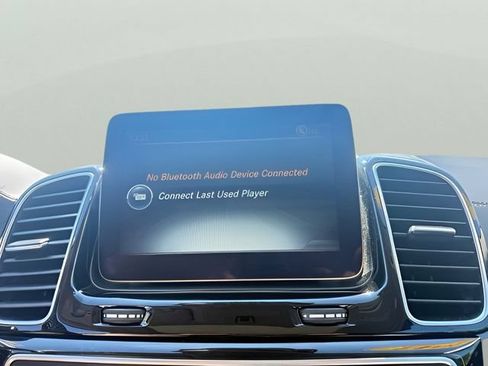 Used 2017 Mercedes-Benz GLS 450 4MATIC image 23