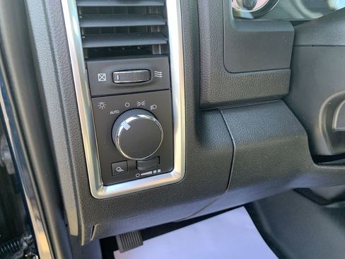 Used 2022 RAM 1500 Classic Warlock AWD/4WD image 13