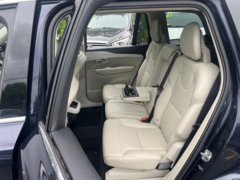 Used 2016 Volvo XC90 T5 Momentum image 15