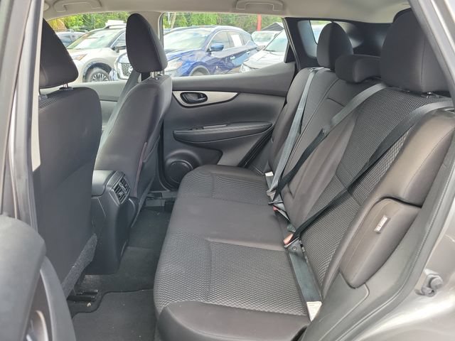Used 2020 Nissan Rogue Sport S w/ Appearance Package FWD image 12