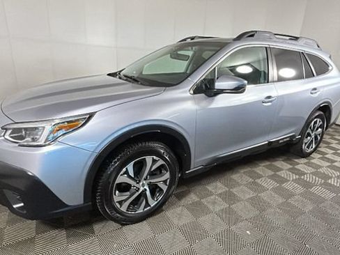Used 2020 Subaru Outback Limited AWD/4WD image 6