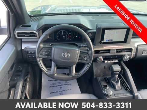 Certified 2026 Toyota Tacoma SR5 AWD/4WD image 23