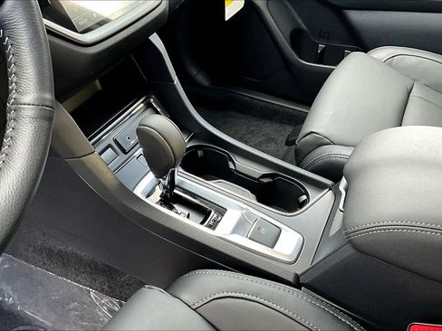 New 2026 Subaru Ascent Premium image 8