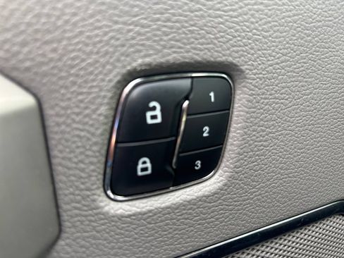 Used 2015 Ford F150 Lariat AWD/4WD image 29