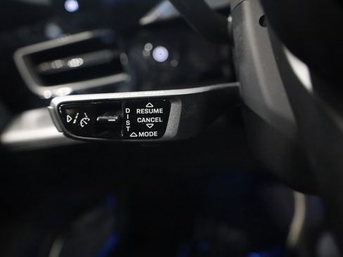 Used 2020 Porsche Taycan Turbo S image 23