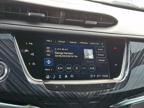 Used 2024 Cadillac XT6 Premium Luxury w/ Technology Package image 21