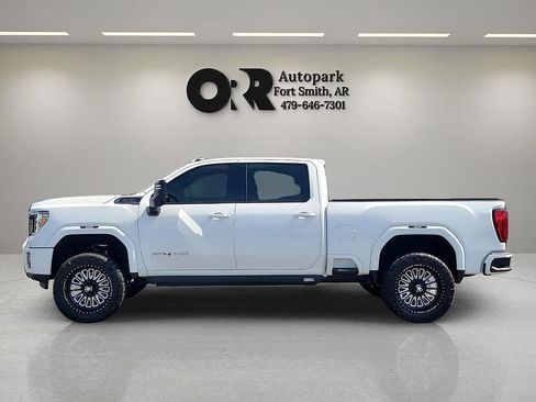 Used 2022 GMC Sierra 2500 AT4 w/ AT4 Premium Plus Package image 3