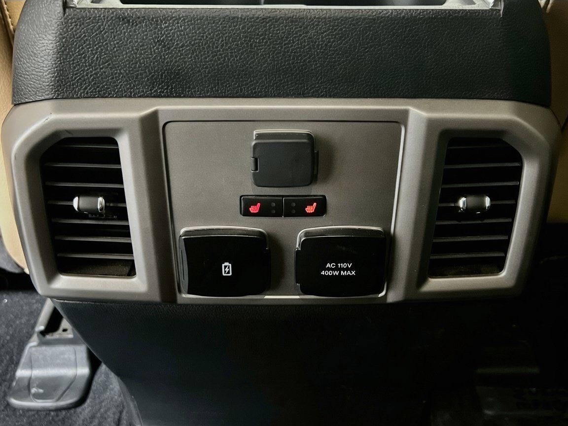 Used 2022 Ford F350 Lariat w/ Tremor Off-Road Package AWD/4WD image 19