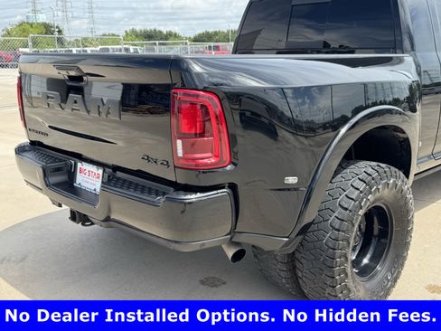 Used 2025 RAM 3500 Limited AWD/4WD image 7