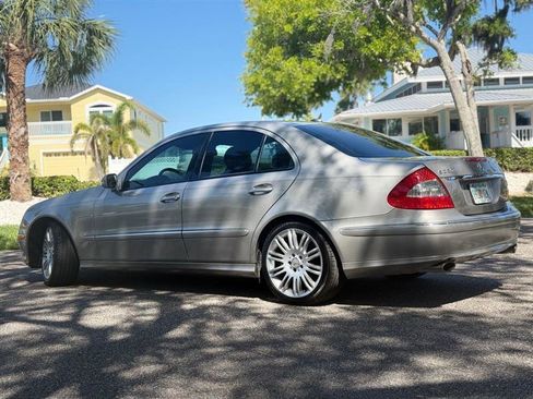 Used 2008 Mercedes-Benz E 350 Luxury image 3