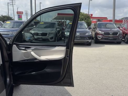 Used 2018 BMW X5 sDrive35i image 27