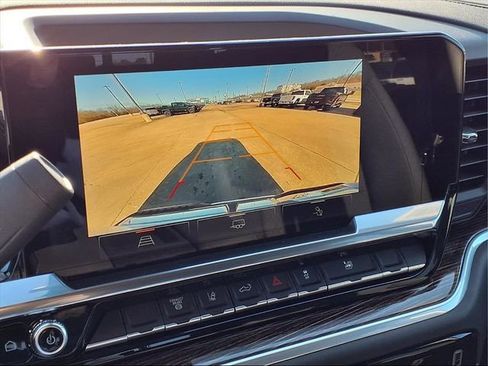 New 2026 GMC Sierra 3500 SLE w/ SLE Value Package image 9