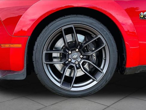 Used 2021 Dodge Challenger R/T Scat Pack RWD image 11