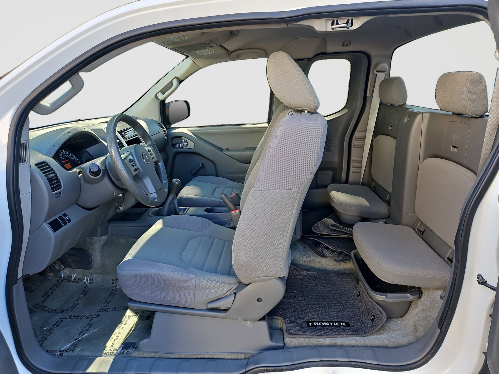 Used 2016 Nissan Frontier S w/ S Preferred Package RWD image 32