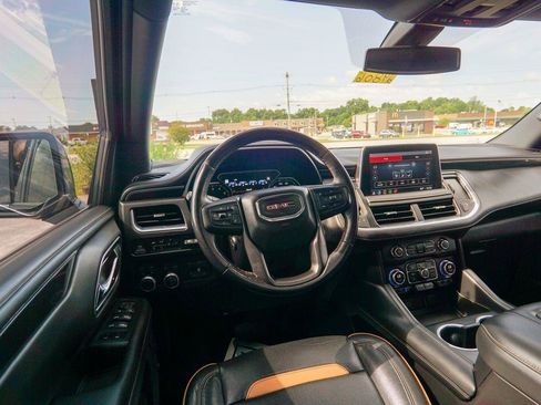 Used 2021 GMC Yukon AT4 w/ AT4 Premium Plus Package AWD/4WD image 16