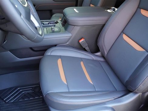 New 2026 GMC Sierra 2500 AT4 w/ AT4 Premium Plus Package image 15