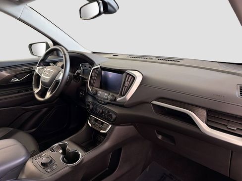 Used 2022 GMC Terrain SLT image 27