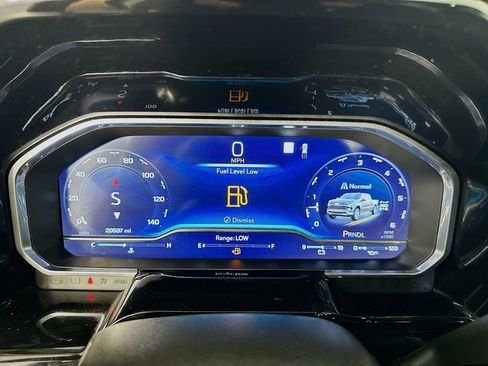 Used 2022 Chevrolet Silverado 1500 LT image 18