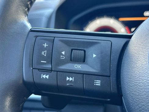 Used 2023 Nissan Rogue Platinum w/ Platinum Premium Package image 14