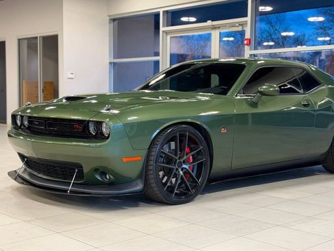 Used 2021 Dodge Challenger R/T Scat Pack w/ Dynamics Package image 3