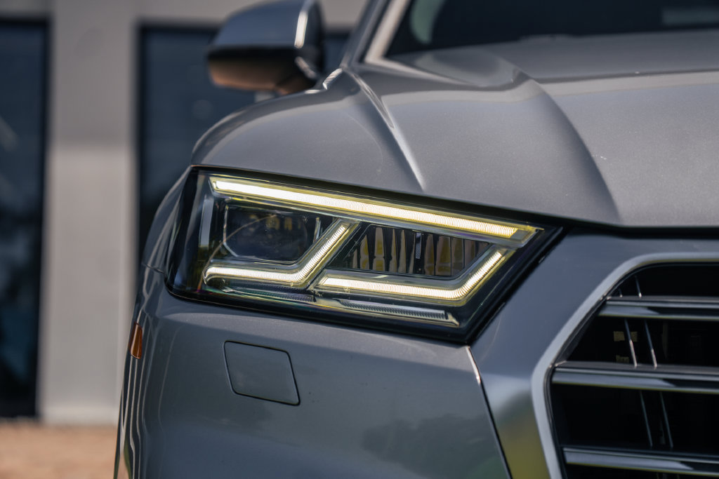 Used 2019 Audi SQ5 Prestige w/ Prestige Package AWD/4WD image 9