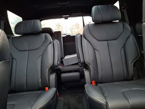 Certified 2024 Hyundai Palisade Calligraphy image 19