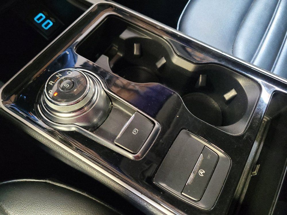 Used 2020 Ford Edge SEL FWD image 26