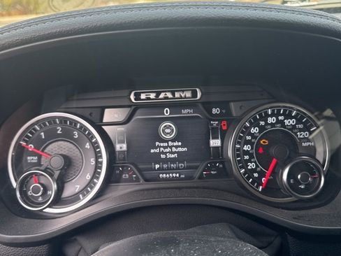 Used 2019 RAM 1500 Laramie image 5
