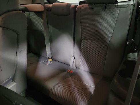 Used 2023 Toyota Highlander LE image 24