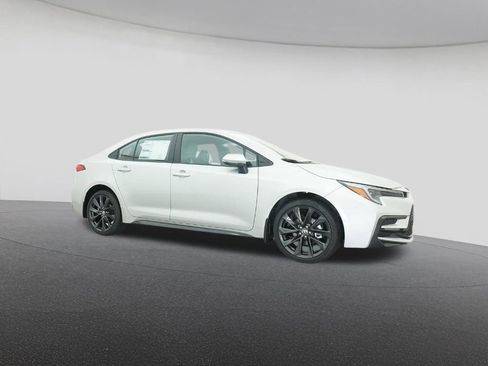 New 2026 Toyota Corolla SE image 28