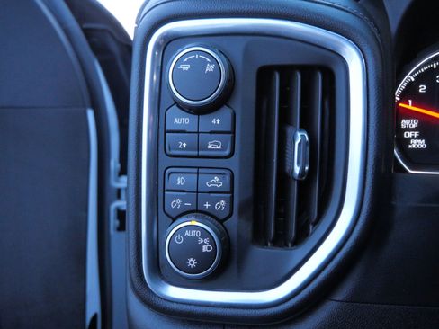 Used 2019 Chevrolet Silverado 1500 RST w/ All-Star Edition image 25