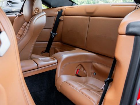 Used 2014 Ferrari California image 18