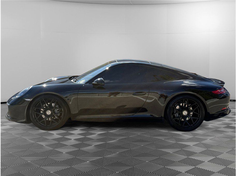 Used 2017 Porsche 911 Carrera RWD image 2