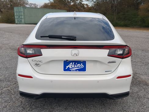 Used 2025 Honda Civic Sport Touring image 4