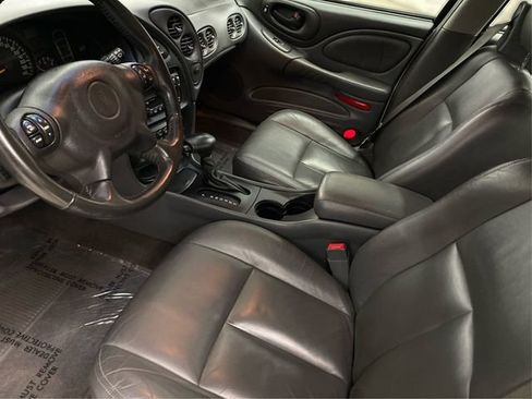 Used 2004 Pontiac Bonneville SE w/ Leather Appointment Package image 10
